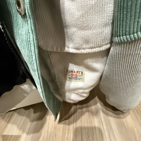 Zaful Mint and Light Gray Corduroy Jacket - Picture 3 of 4